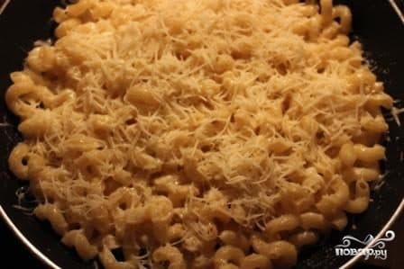 Pasta with cream