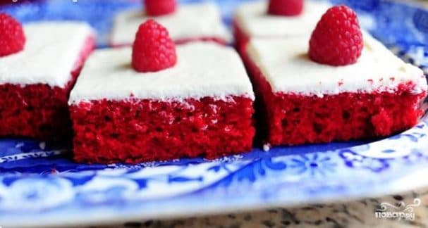 Малиновий десерт