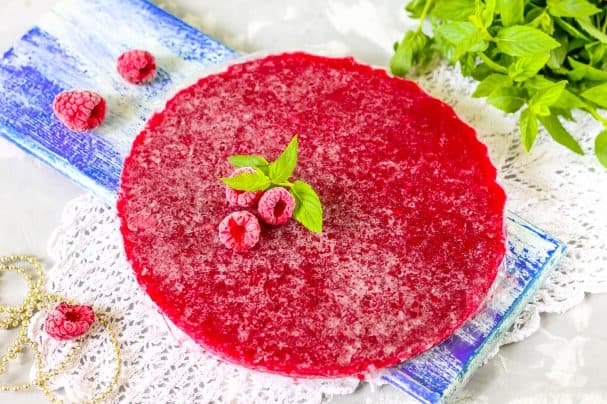 Raspberry confit for cake