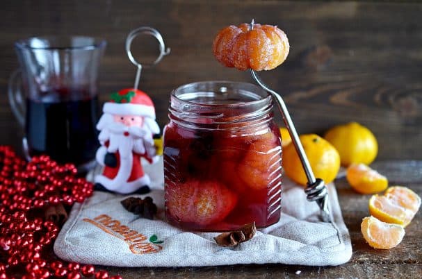 Mandarins in wine syrup