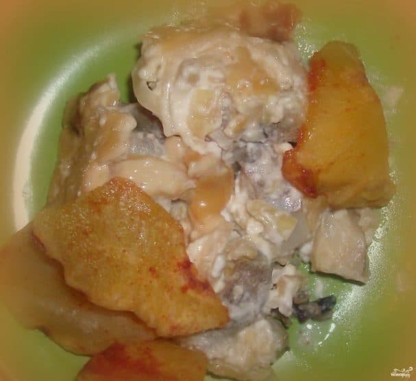 Hake stewed in mayonnaise