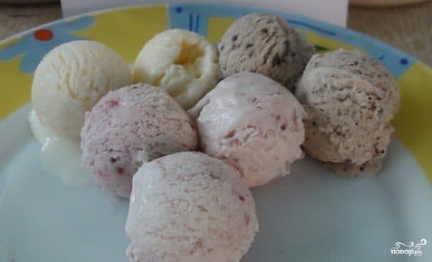 Ice cream from eggs and cream