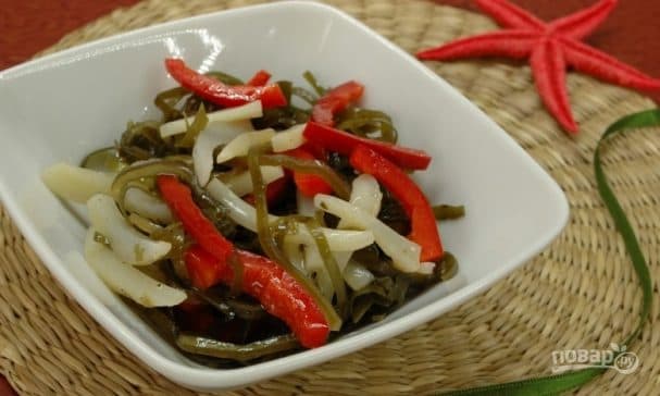 Sea salad with squid