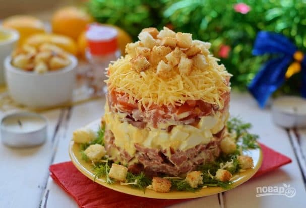 Meat salad with sausage