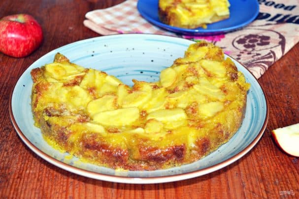 яблочный пирог