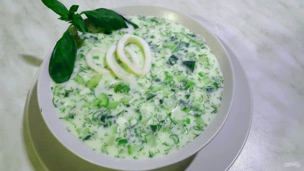 Акрошка з кальмарамі