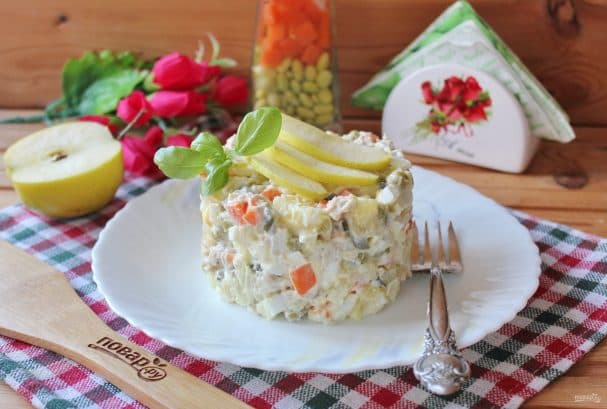 з курыцай і яблыкам