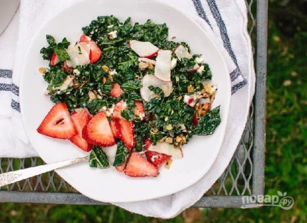 Original strawberry salad