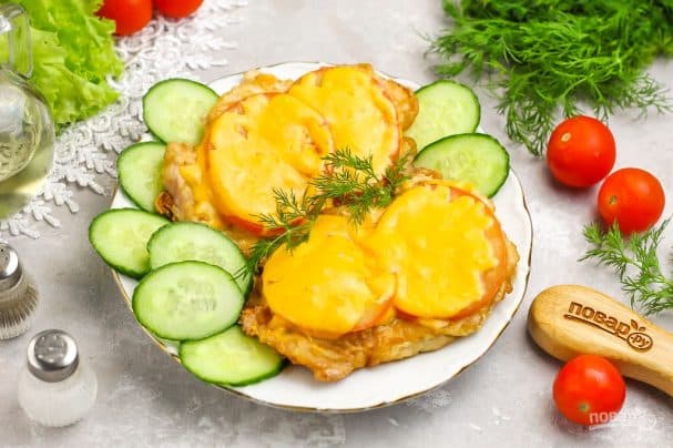 Cutlets with tomatoes
