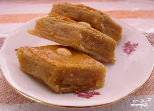 Бакинська пахлава