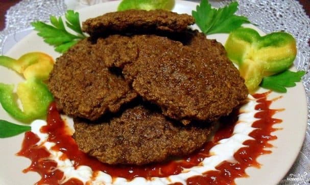 Liver cutlets with semolina