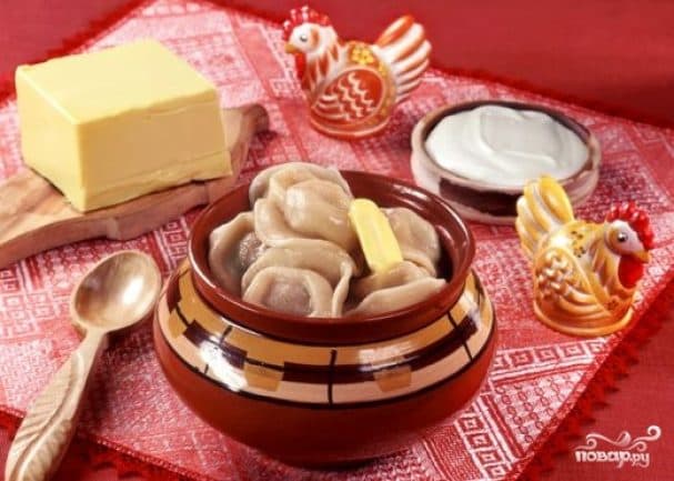 Dumplings in pots in an air fryer