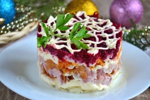 под шубой