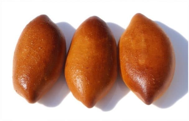 Potato and meat-filled buns
