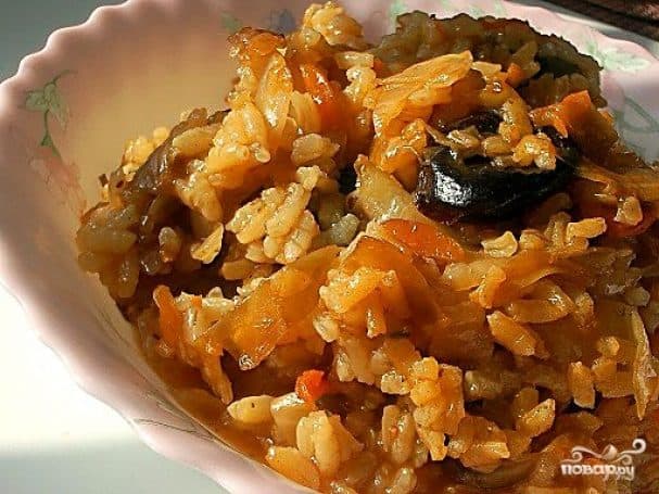 Плов з суничами