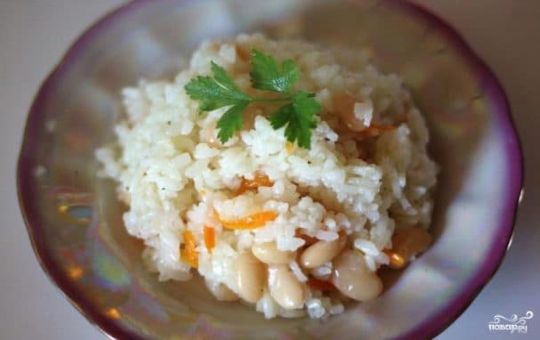 Rice pilaf with beans