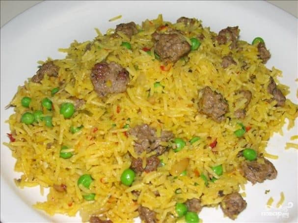 Плов з горохом