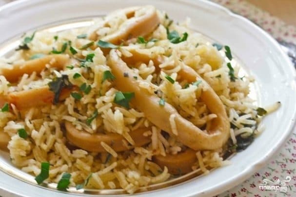 Плов з кальмарами