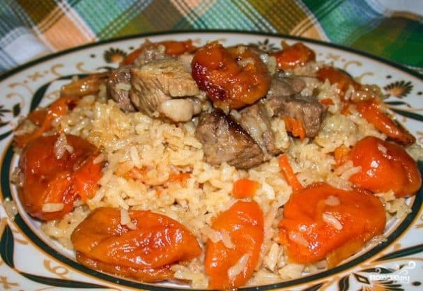 Плов з курагай