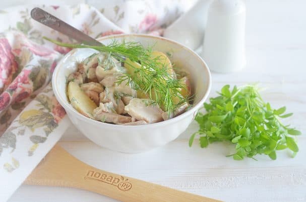 Полезный куриный салат
