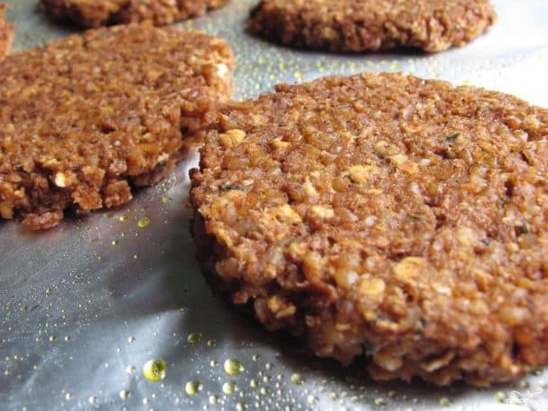 Пасные аўсяныя кацлеты