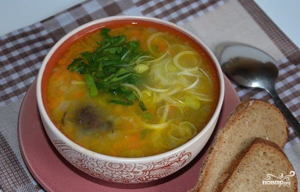 Смачний грибний суп в мультиварці