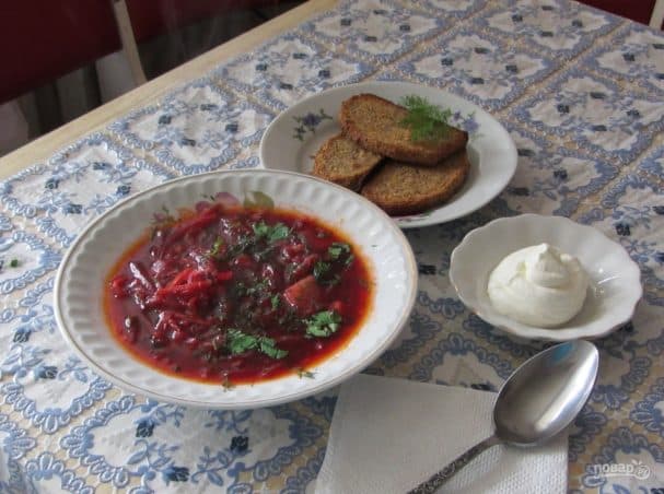 Healthy Borscht without Meat