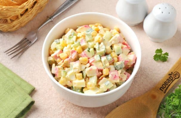 Healthy crab salad