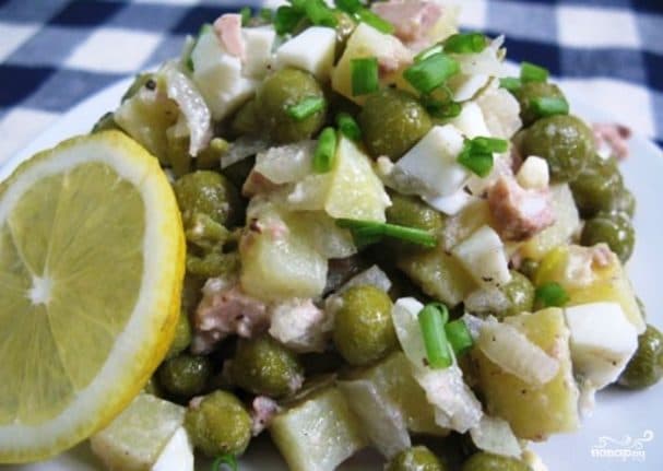 Simple cod liver salad