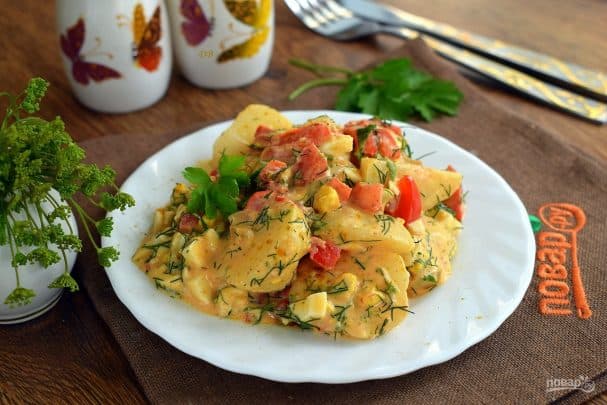 Spicy potato salad with dill