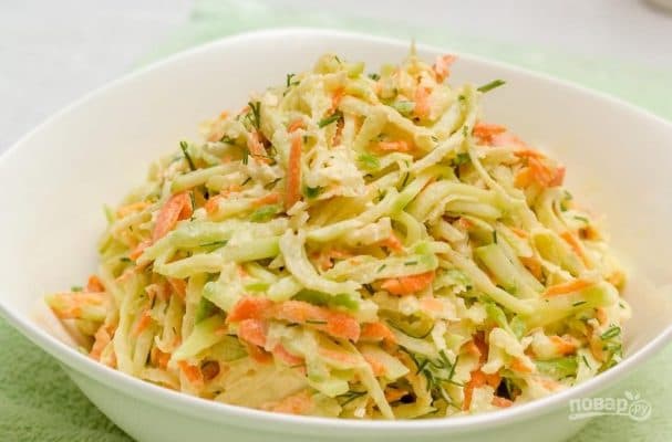 Radish with sour cream