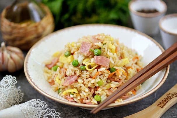 Chinese-style rice with egg