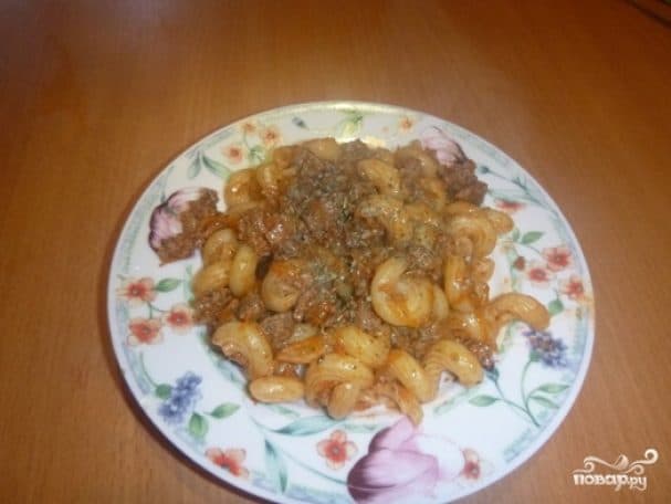 Рожкі з фаршам