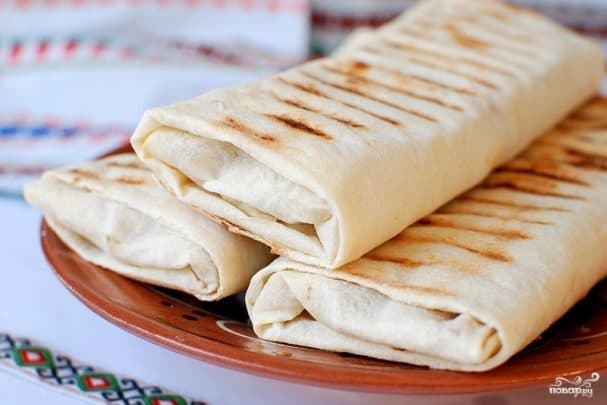 Рулет з курыцай і рысам