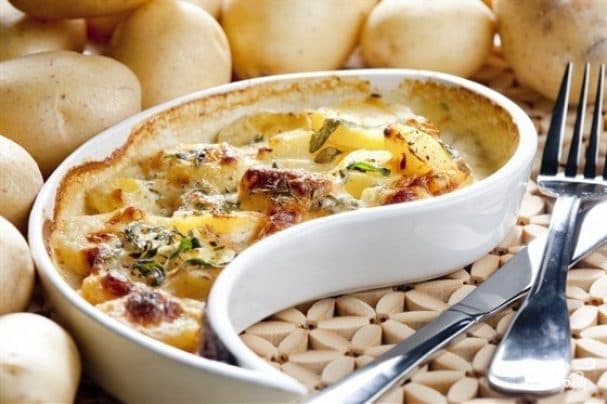 Рыба, заланая з бульбамі