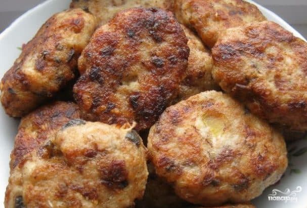 Fish patties made from river fish