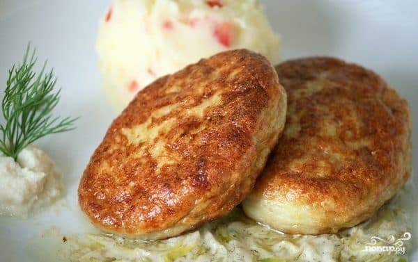 Рыбныя цмокі з чашкі