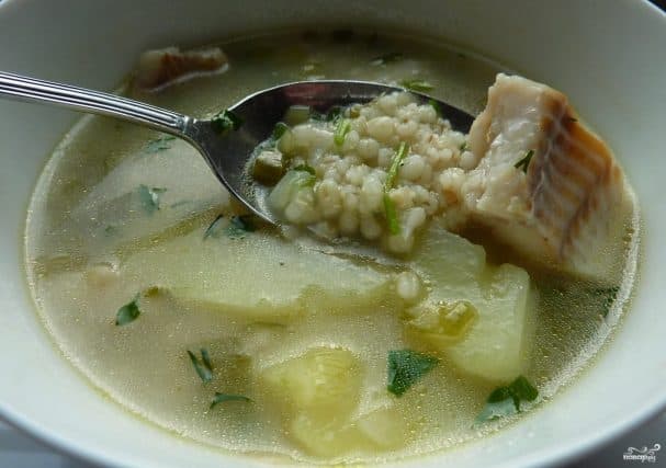 Рибний суп з ячкою перловою