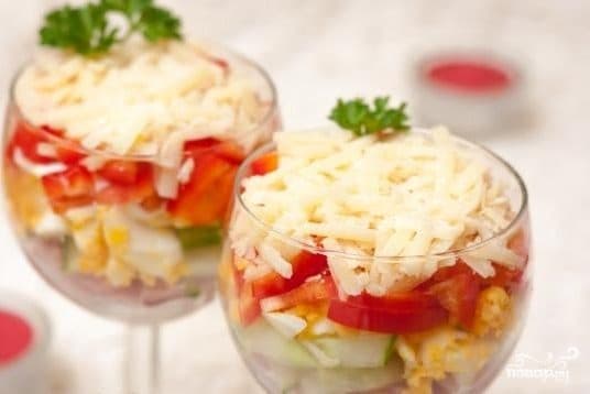 Салат-коктейль с ветчиной