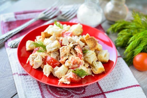 Салат с курицей