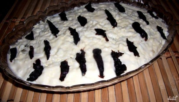 Prune salad