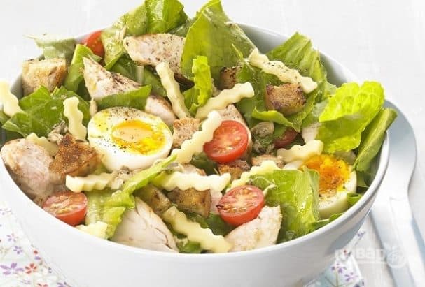 Salad with light dressing