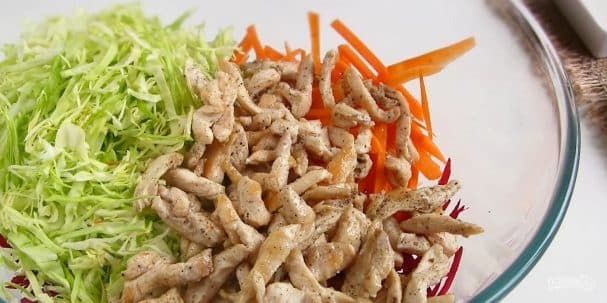 Salad with fried potatoes