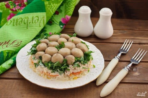 Салат з курыцай