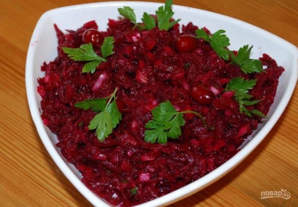 Georgian beet salad