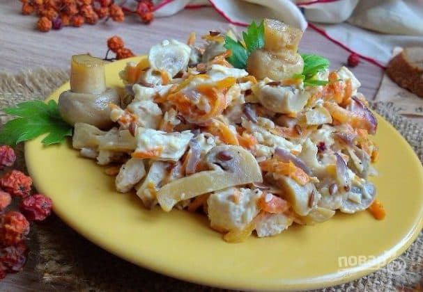 Chicken fillet salad