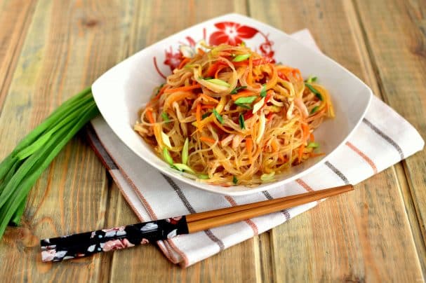 Glass noodle salad with squid