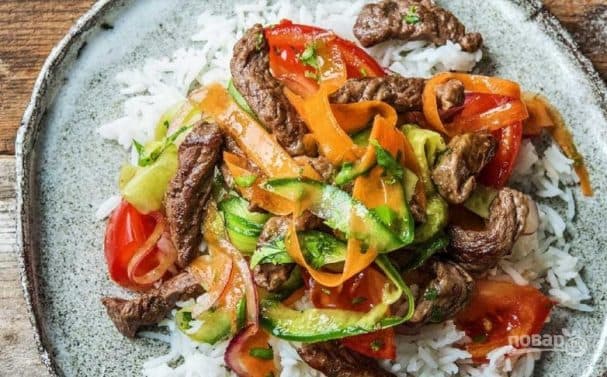 Beef and rice salad