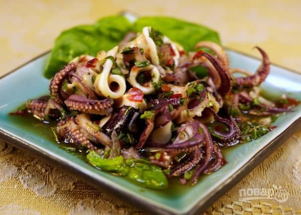 Squid salad