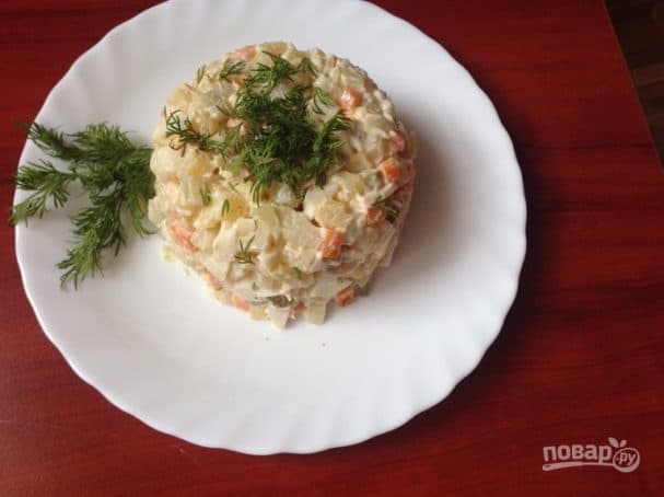 Squid salad with eggs